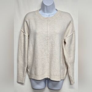 Legendary Outfitters M Super Stretchy Pullover Sweater Knit Oatmeal Drop Sleeve